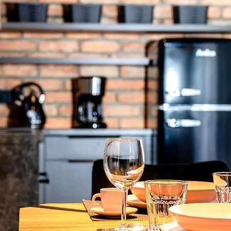 Klifowa 77 Реваль